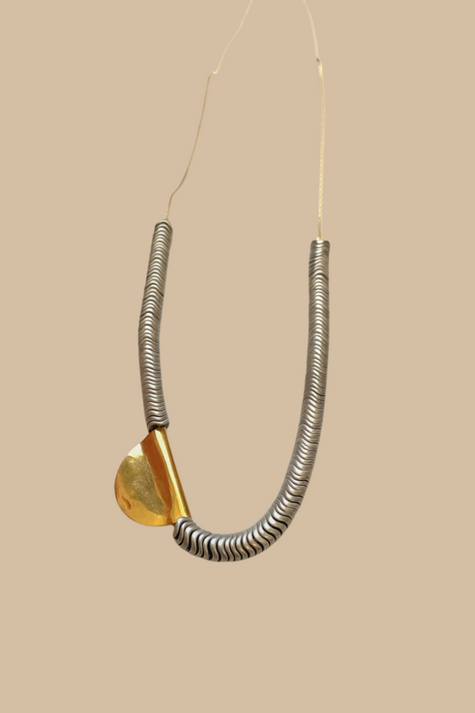 Sadie Necklace in Oyster