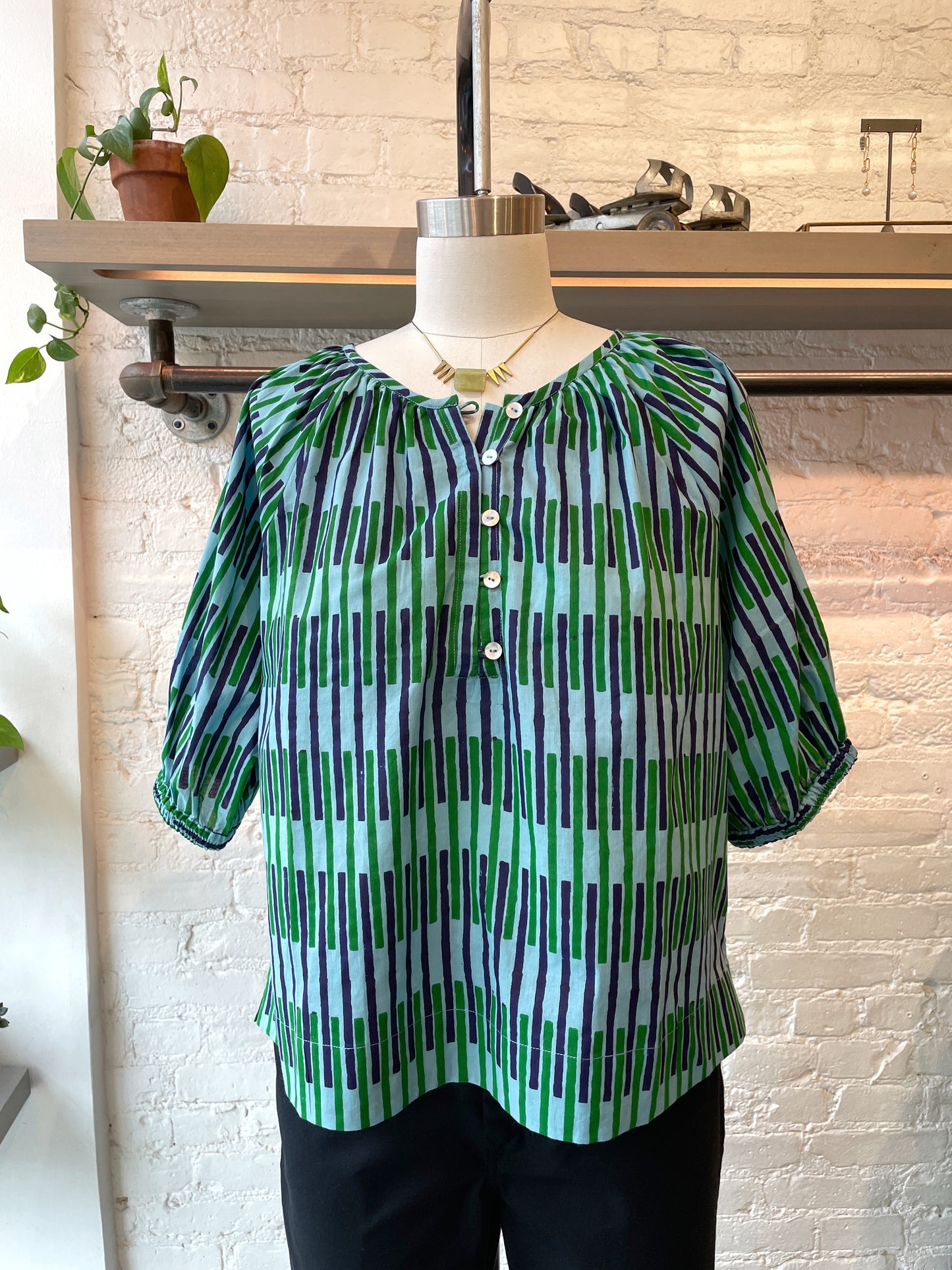 Circe Blouse in Isle