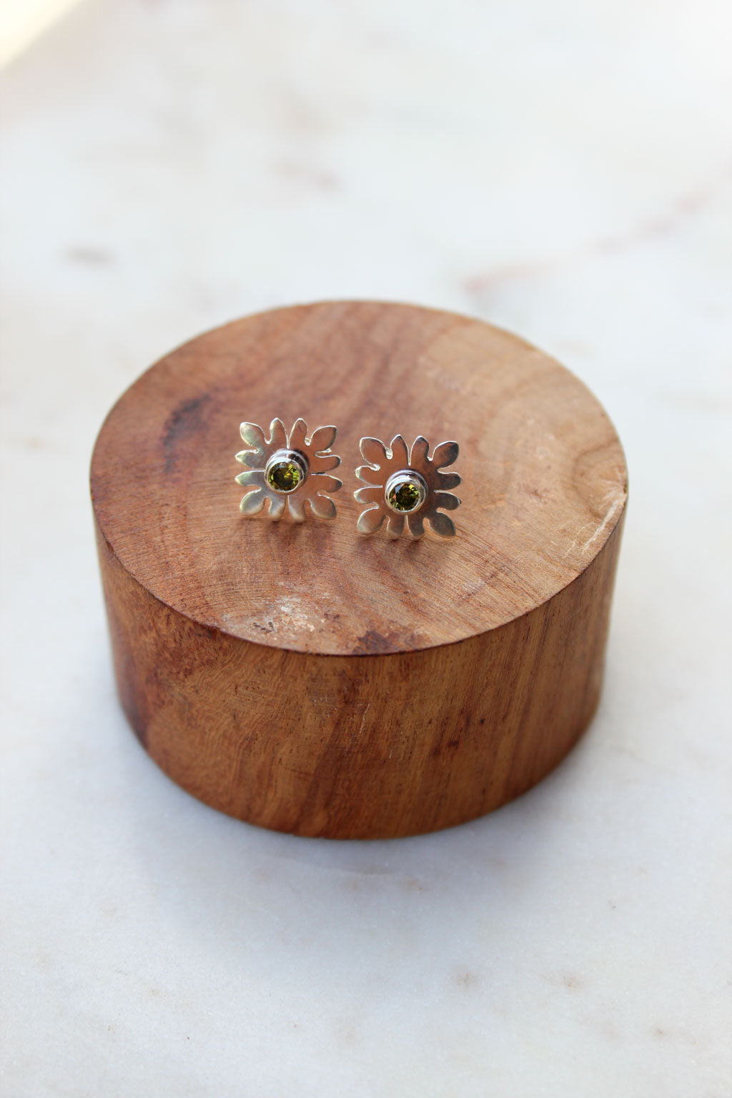 Rosette Studs Zircon