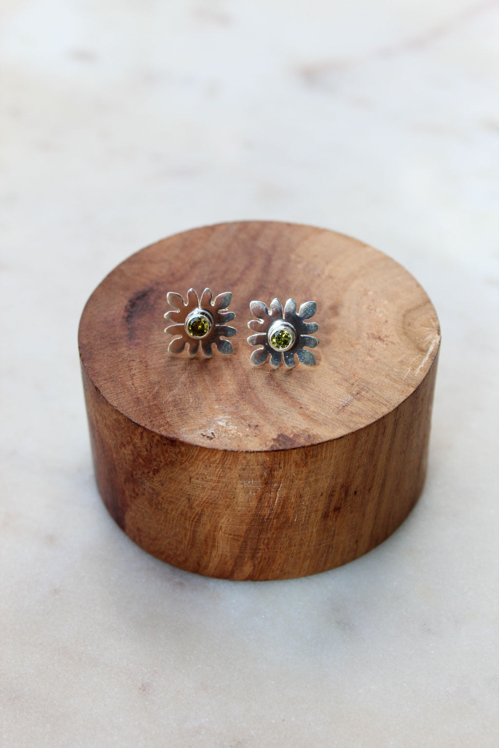 Rosette Studs Zircon