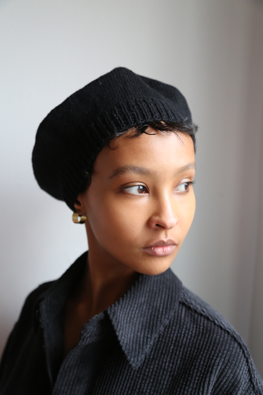 Merino Beret, Black