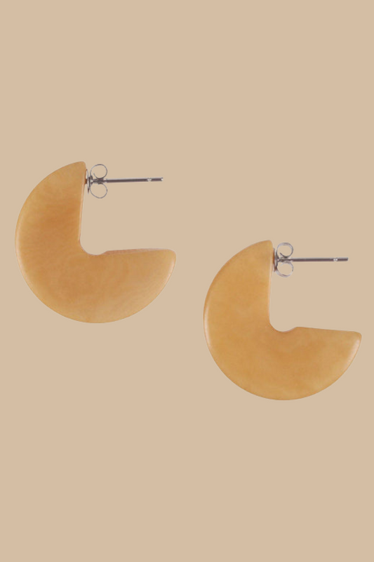 Secas Earrings, Oak Buff